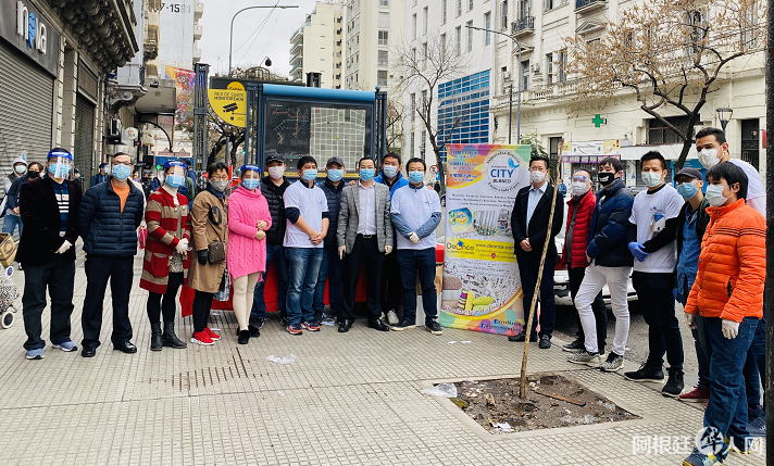 旅阿侨企在Once区福旺超市捐赠防疫物资