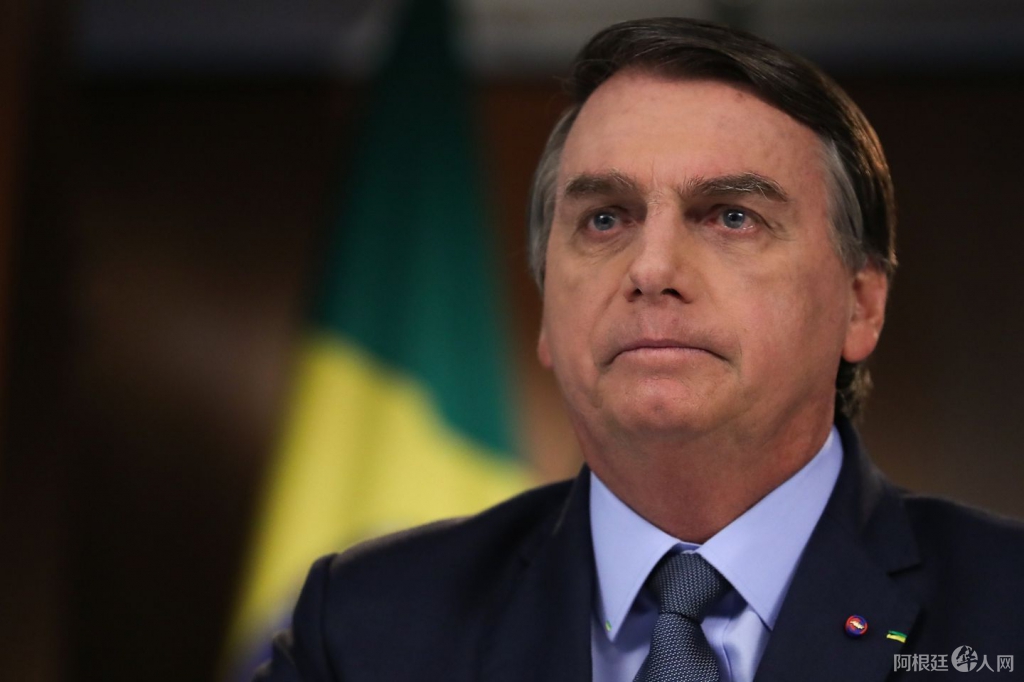 VMITVUPHENCMZOLI4G2J4XM74A