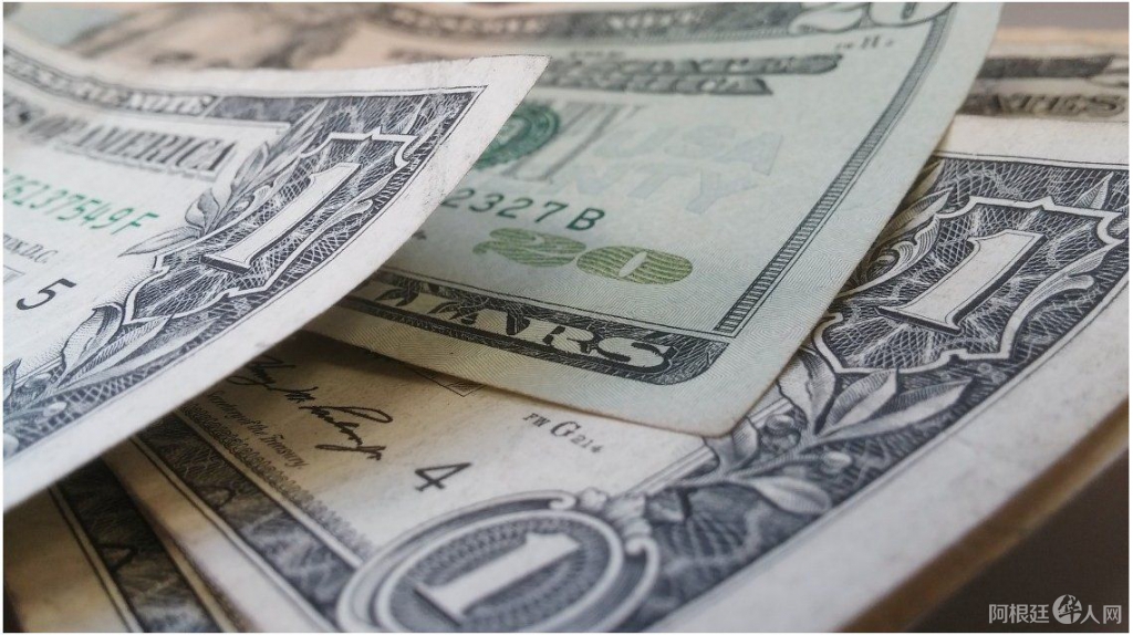 美元暴涨