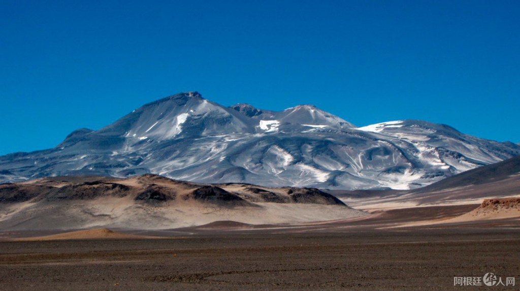 volcan-ojos-del-salado