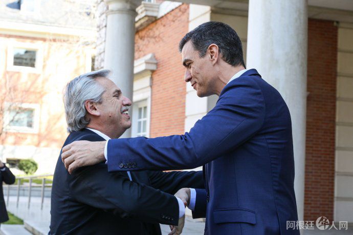 el-presidente-alberto-fernandez-una-reunion-el-presidente-del-gobierno-espanol-pedro-sanchez-el-ano-pasado