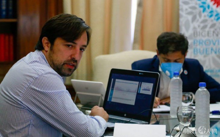 nicolas-kreplak-y-axel-kicillof-carli_bianco