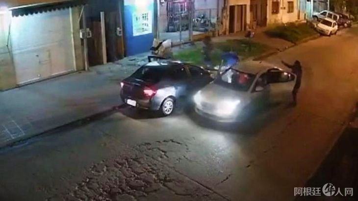 isidro-casanova-auto-0-kmjpg