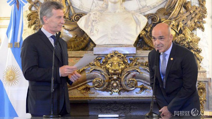 mauricio-macri-gustavo-arribas-inteligencia-juramento-afijpg