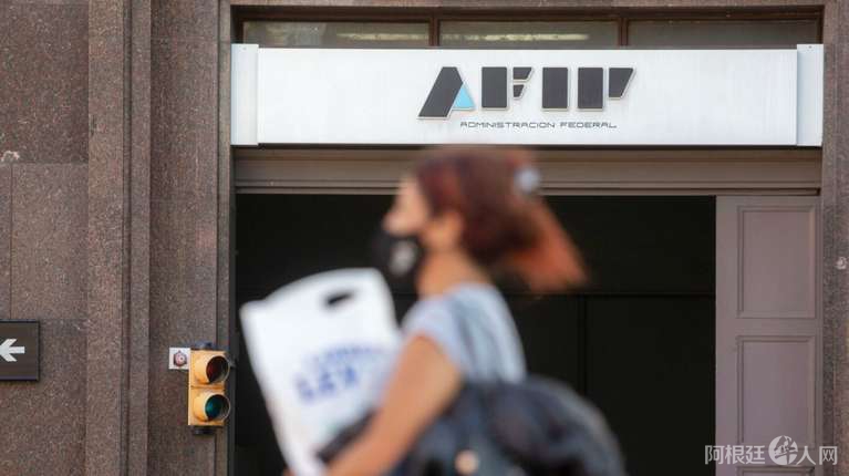 CCXCMGAKHFGU5ETZ4BM3RJSNJM