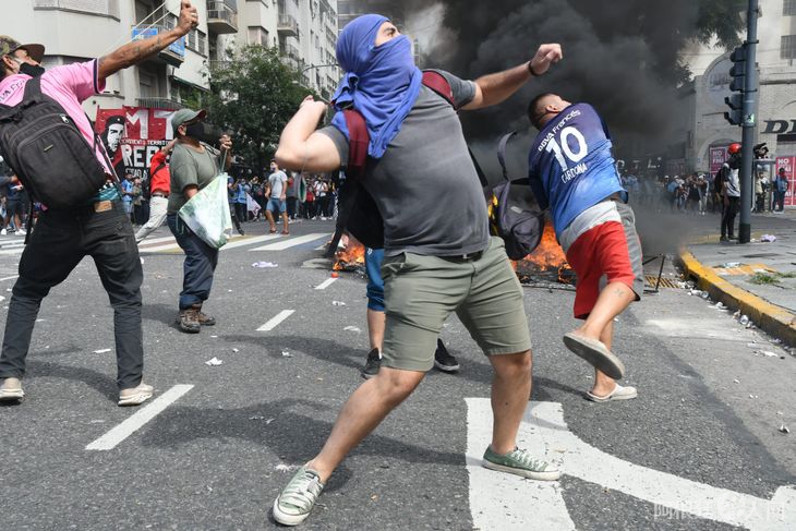 incidentes-congreso-fmi-2jpg