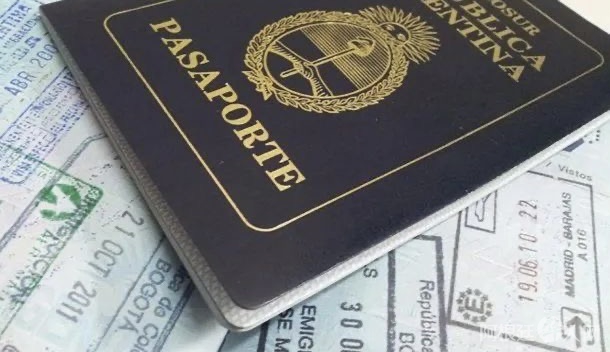 D5BAAEAC-0F69-46E3-AB3E-B91C110DDD97