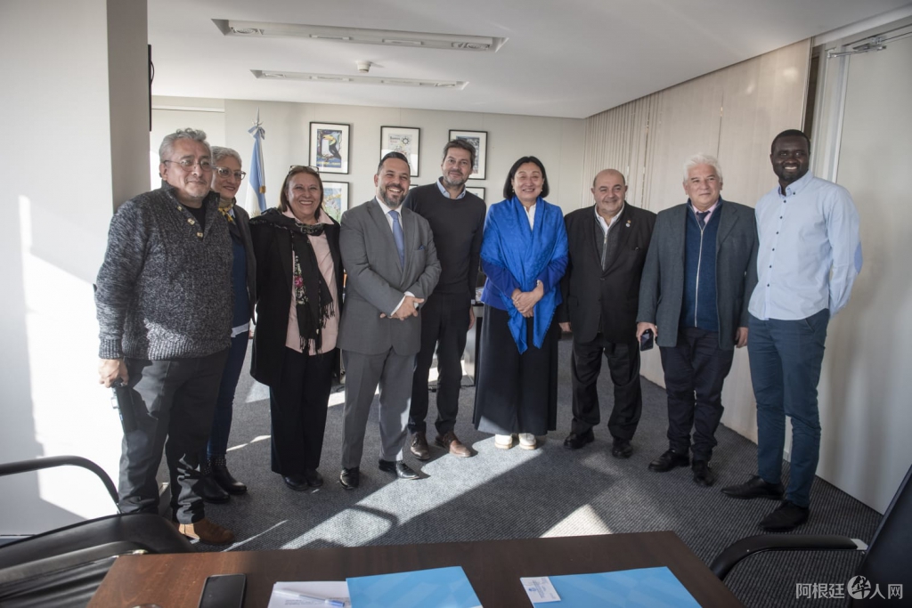 whatsapp_image_2022-05-20_at_4 whatsapp_image_2022-05-20_at_4