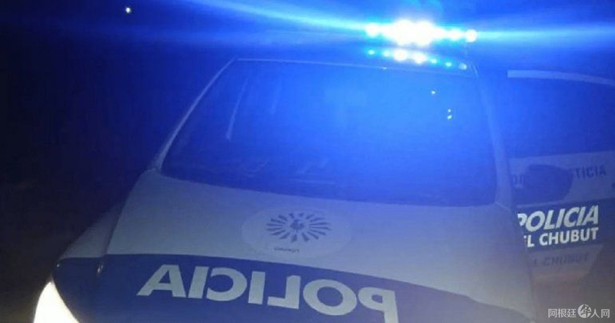 patrullero-policia-noche