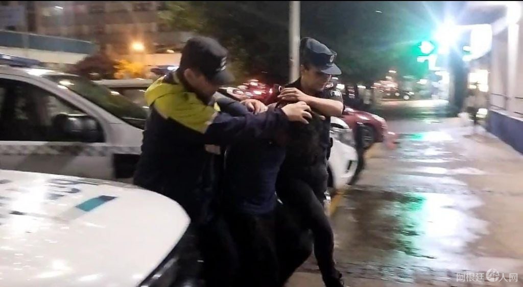 ROBO-PERFUMES-1024x563 ROBO-PERFUMES-1024x563