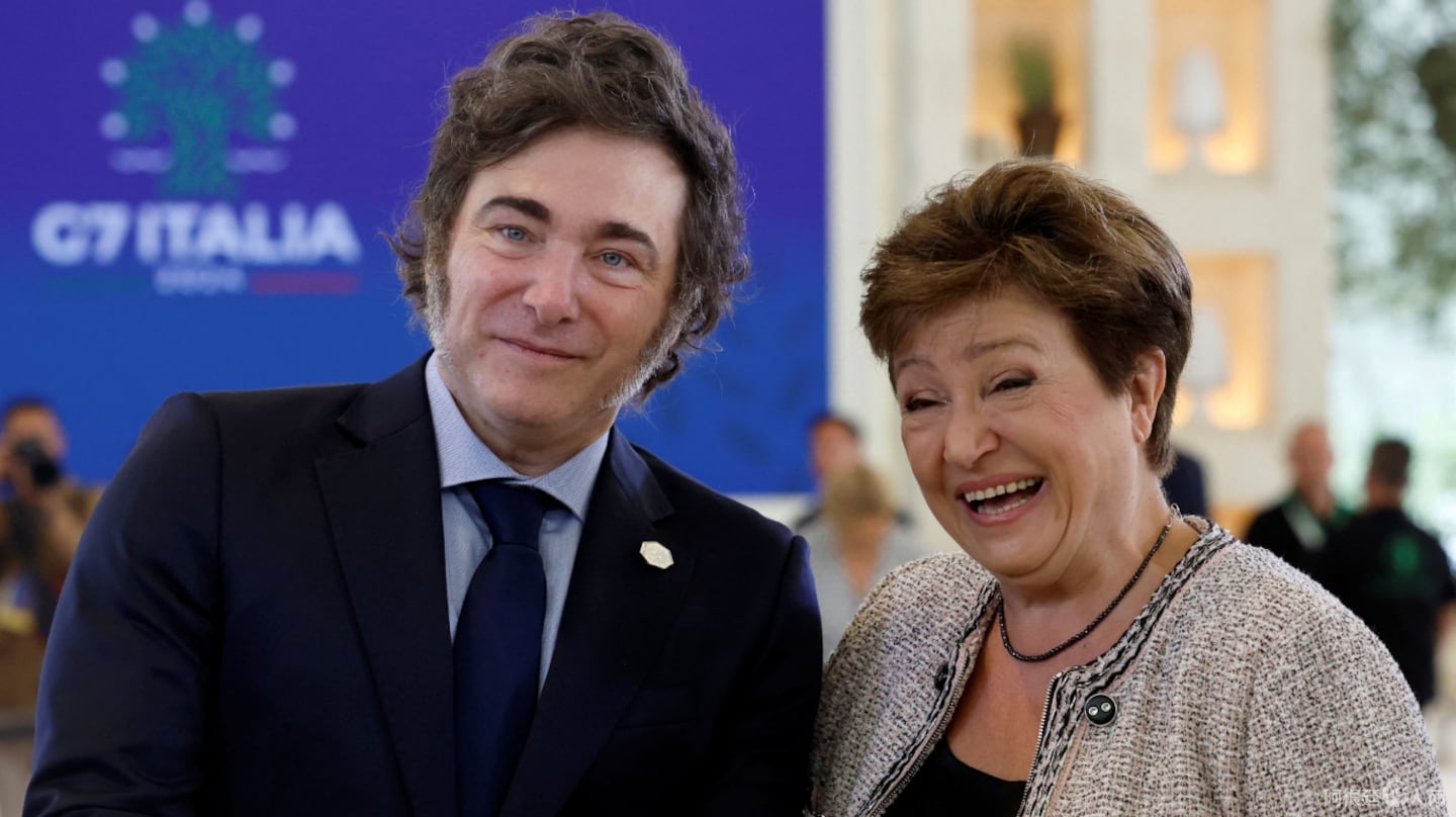 kristalina-georgieva-y-javier-milei-se-encontraron-en-la-cumbre-del-g7-que-se-realizo-en-italia-foto-reuters-7HEKNZPCPVGDRFVNWQZ4SMCKDI kristalina-georgieva-y-javier-milei-se-encontraron-en-la-cumbre-del-g7-que-se-realizo-en-italia-foto-reuters-7HEKNZPCPVGDRFVNWQZ4SMCKDI