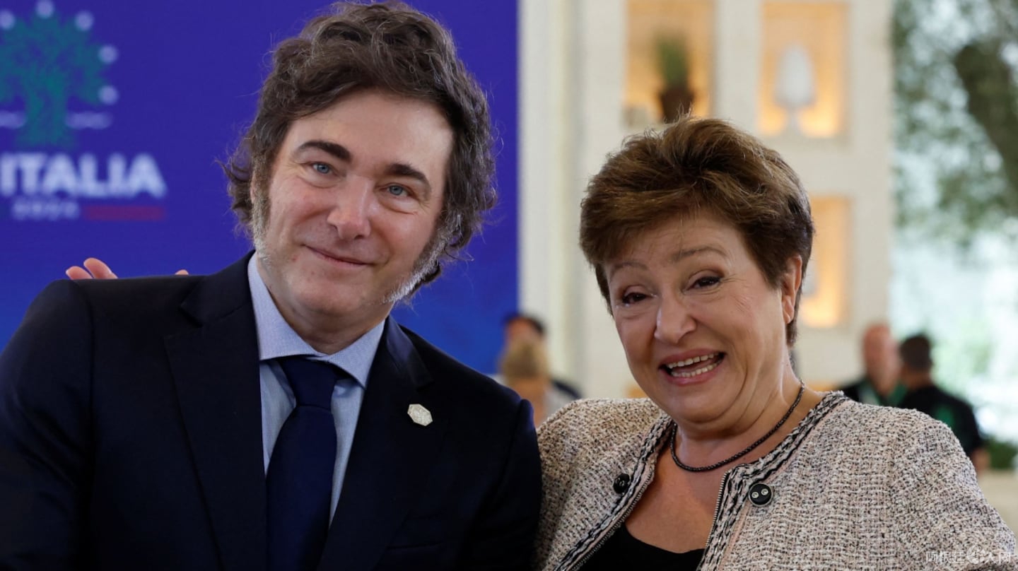 la-directora-del-fmi-kristalina-georgieva-y-el-presidente-javier-milei-foto-reuters-3OUPL7OZBVAZVPGWMLQRNKJXEA