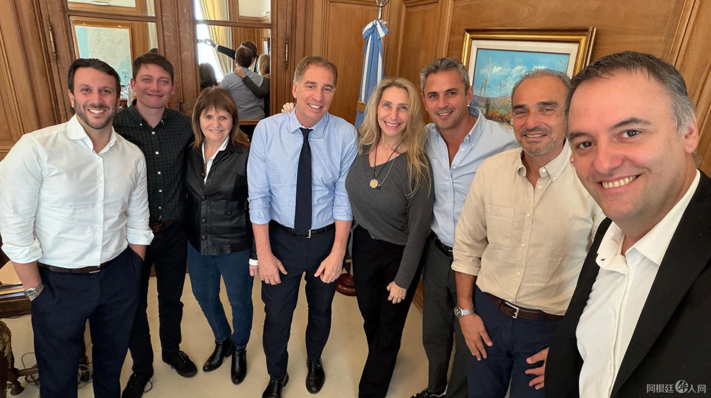 la-mesa-politica-del-gobierno-en-medio-de-las-negociaciones-por-la-reforma-laboral-foto-prensa-presidencia-DKGJMHIEVVCIBJS6V2T2JVSKEE