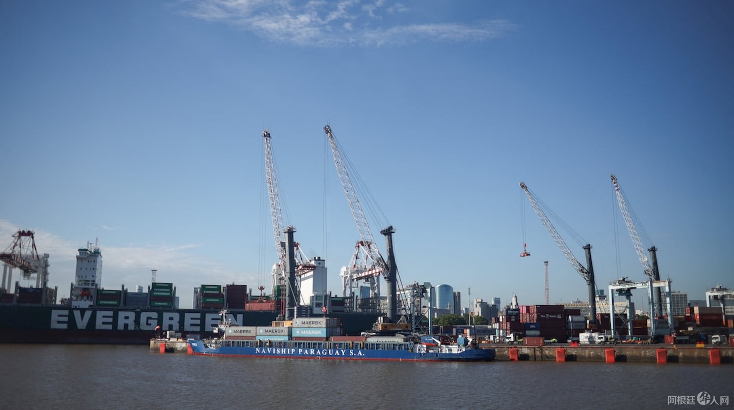 contenedores-en-el-puerto-de-buenos-aires-foto-agustin-marcarianreuters-F5XXC2LO35ESXCLSEZV6LJOC64 contenedores-en-el-puerto-de-buenos-aires-foto-agustin-marcarianreuters-F5XXC2LO35ESXCLSEZV6LJOC64